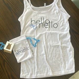 Hello Mello women’s pajama top size S/M
026